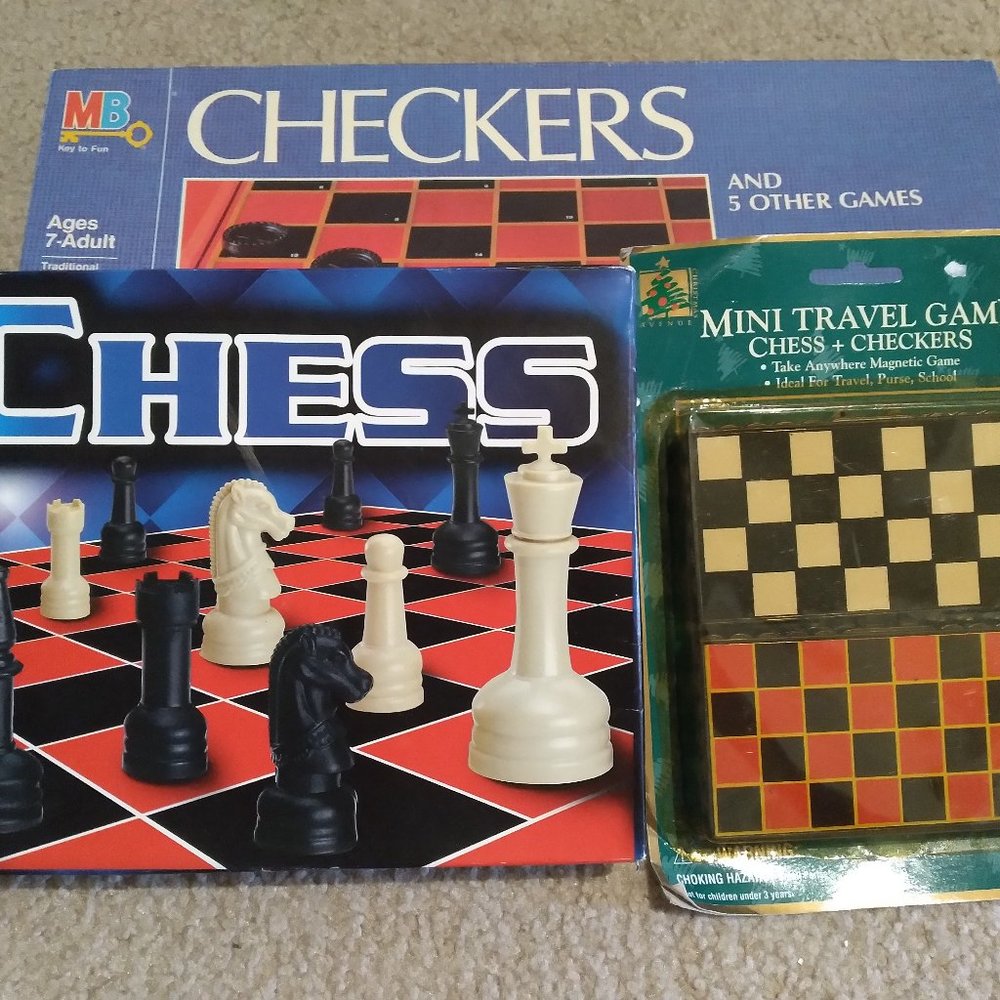 Chess / Checker Sets